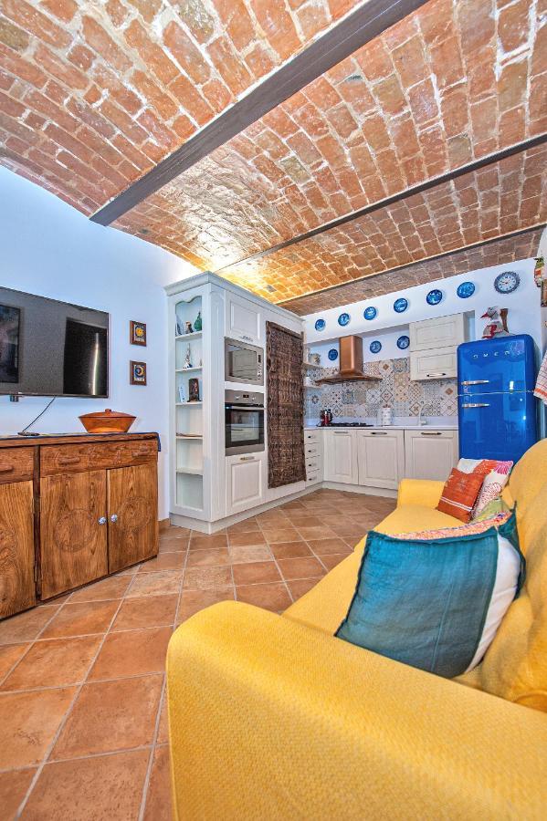 B&B Bone Novelle Dimora Storica Palazzo Zuzi LʼAquila Dış mekan fotoğraf