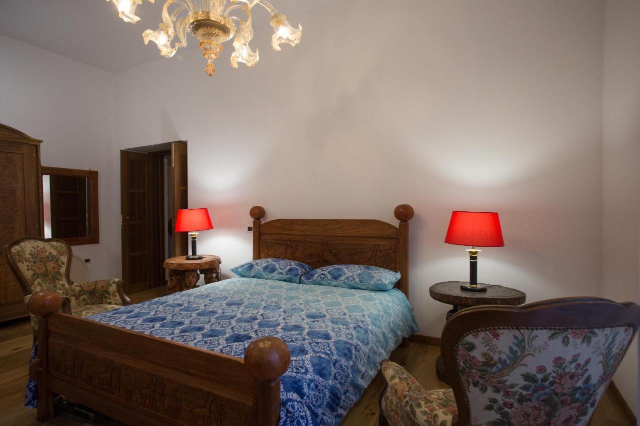 B&B Bone Novelle Dimora Storica Palazzo Zuzi LʼAquila Dış mekan fotoğraf